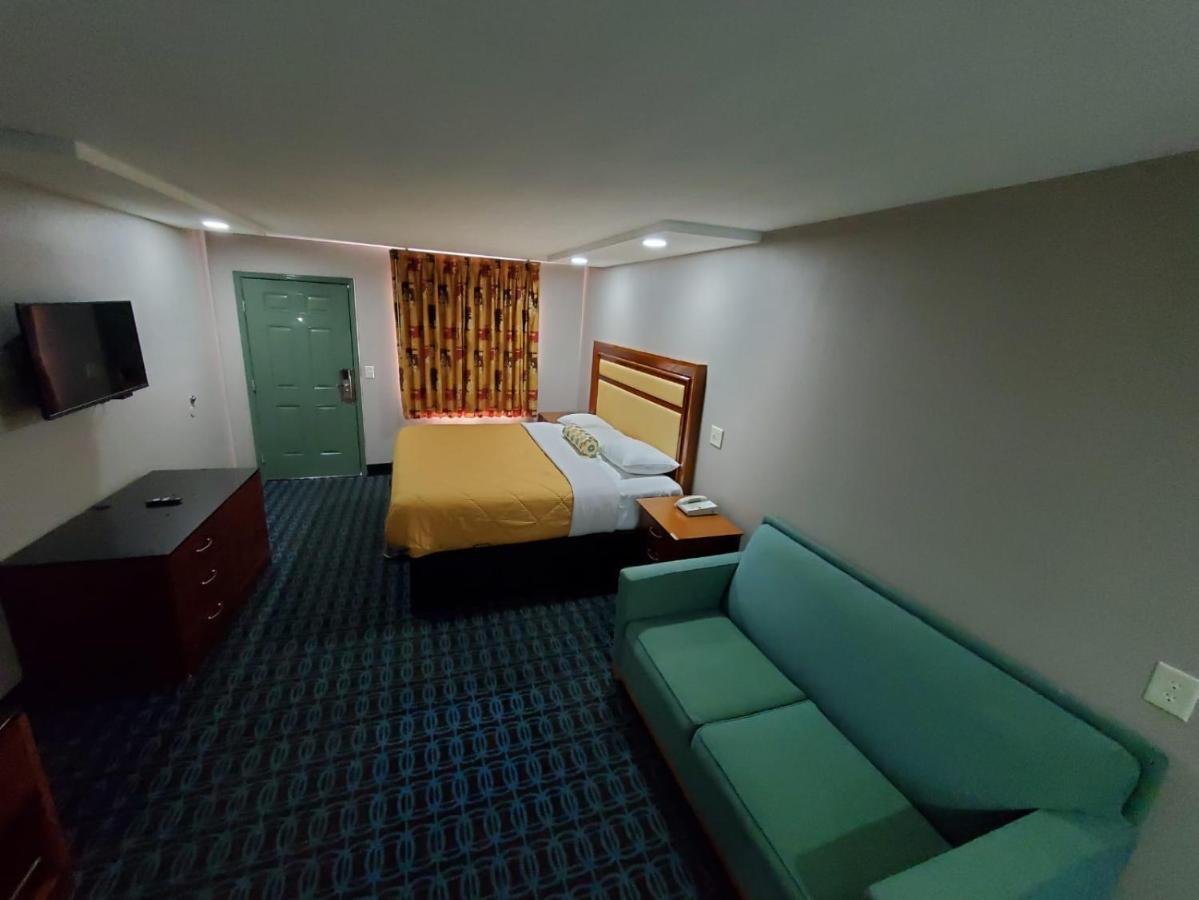 Scottish Inns & Suites سبرينغدل المظهر الخارجي الصورة