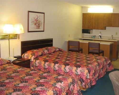Scottish Inns & Suites سبرينغدل الغرفة الصورة